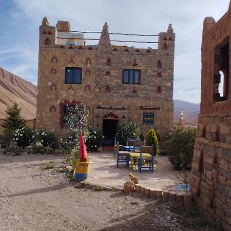 Auberge Hostel Traditionnel タンギール エクステリア 写真
