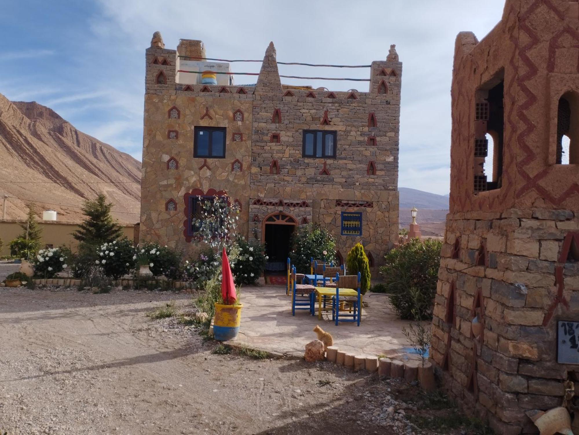 Auberge Hostel Traditionnel タンギール エクステリア 写真